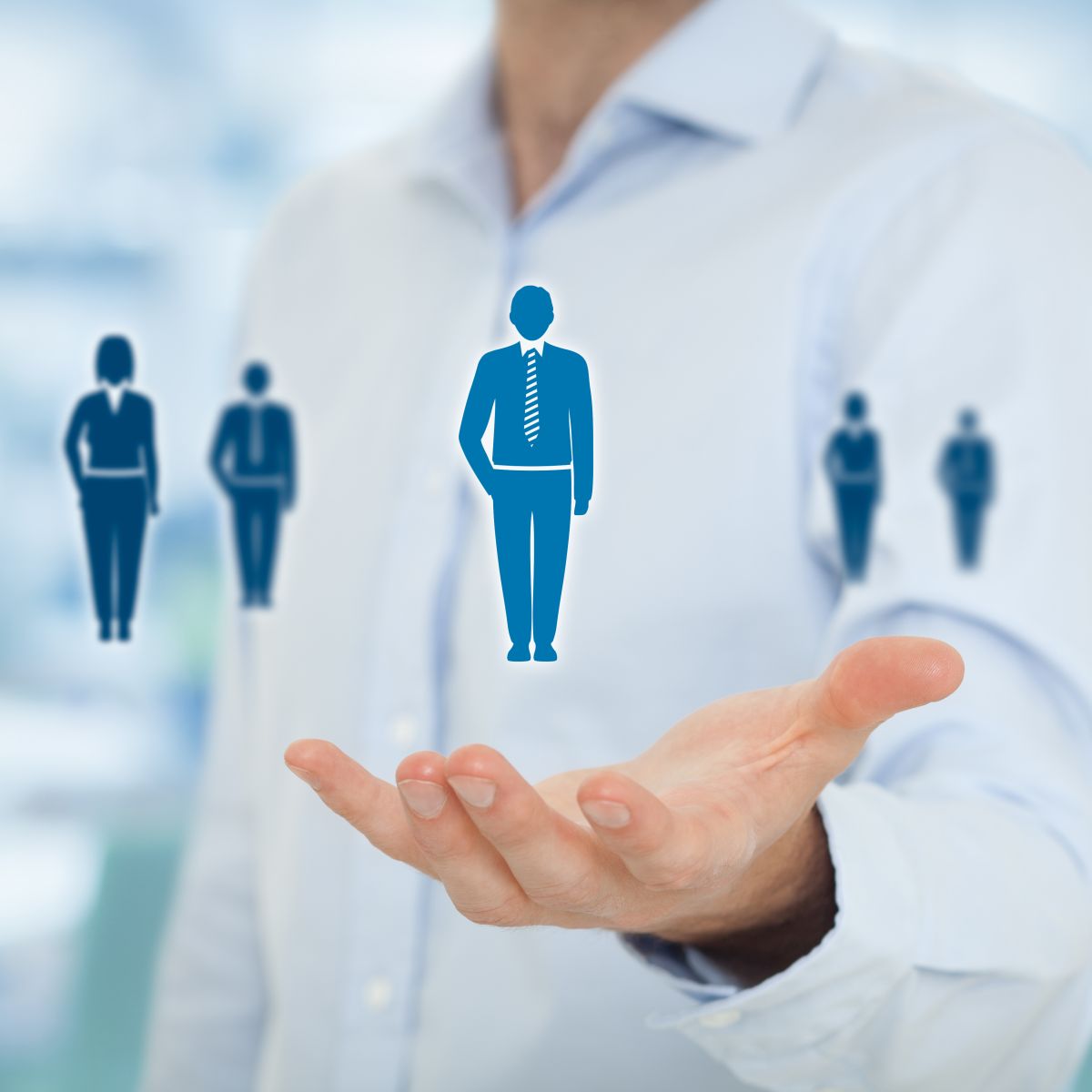 IL CLIENTE AL CENTRO