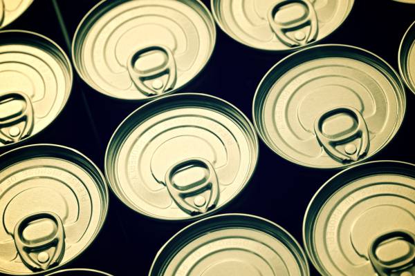 Sistema di depallettizzazione per lattine nel settore Food